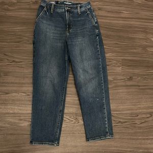 Old Navy Curvy Ski-Hi Straight Jean